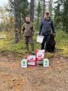 Kiharamestari Biamin Thunder Boy & Mikael Montonen sekä tuomari Pasi Puttonen (kuva: Henriikka Taipalvesi)